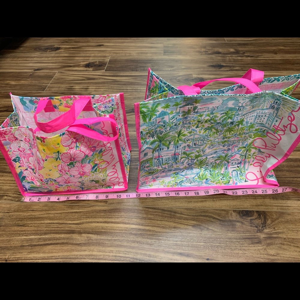 - Lot of two Lilly Pulitzer recyclable shopping bags